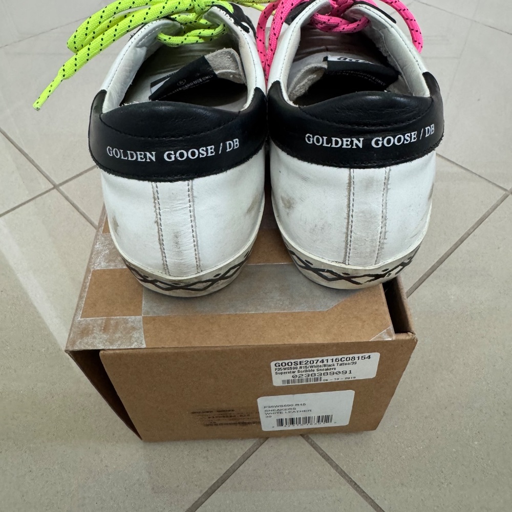 Golden Goose Super Star Sneakers-- Size 39 - Picture 3 of 11